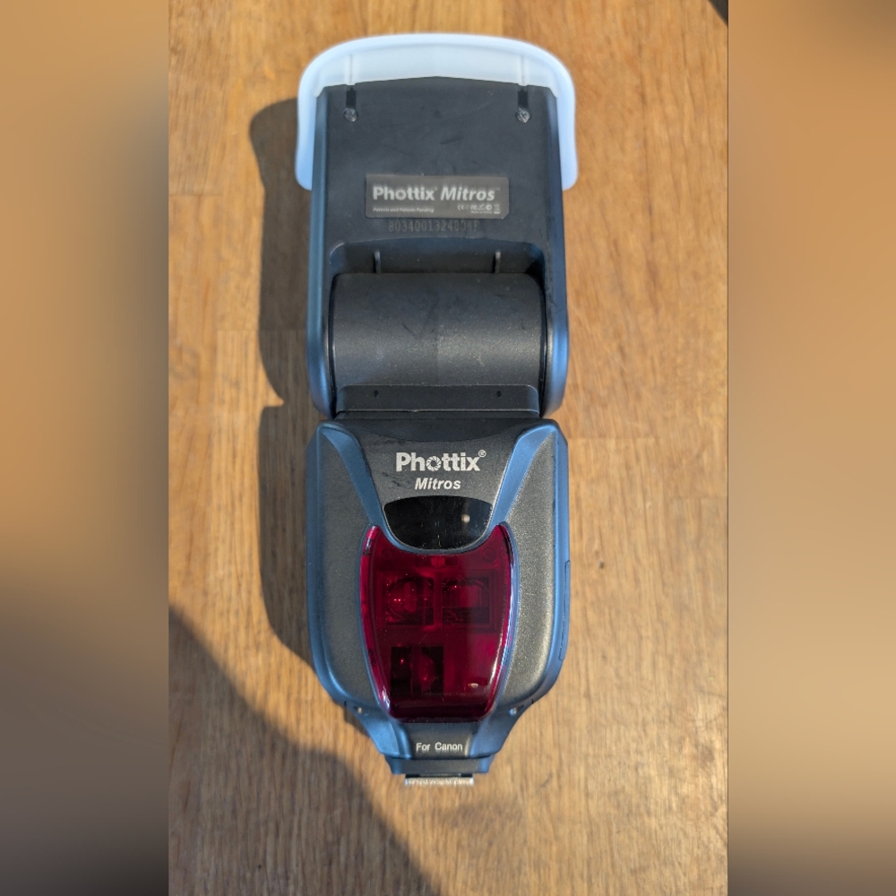 Mitros Flash for Canon - Black and Red